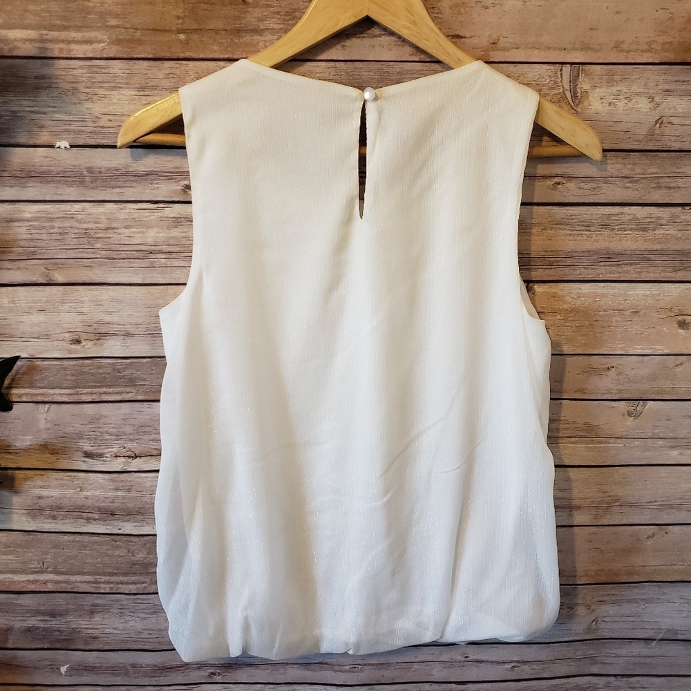 🌿Iz Byer White Shimmer Jeweled Blouse Size M 🌿 - Picture 5 of 8